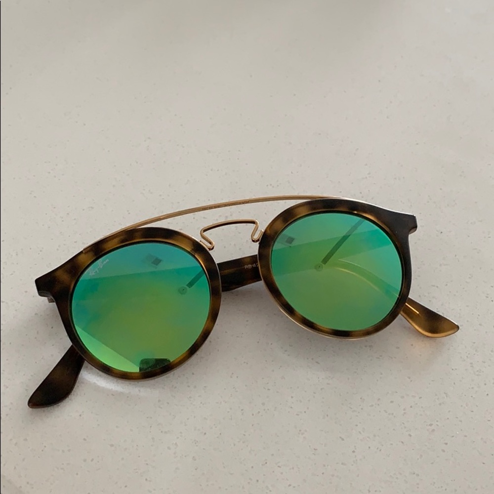 ‼️FLASH SALE‼️ RARE ray bans!!!